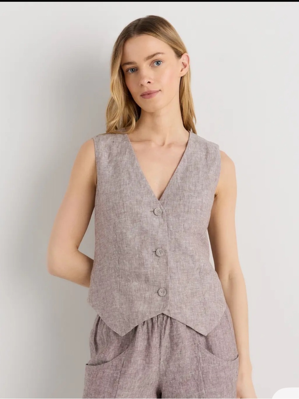 Quince European linen Button Vest in Taupe brown chambray size Small